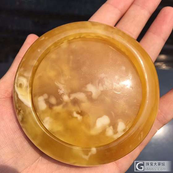 58圈口俄料白花手镯106.7克，纯天然无优化无杂裂，天然流畅白花纹路，价格合理_琥珀蜜蜡