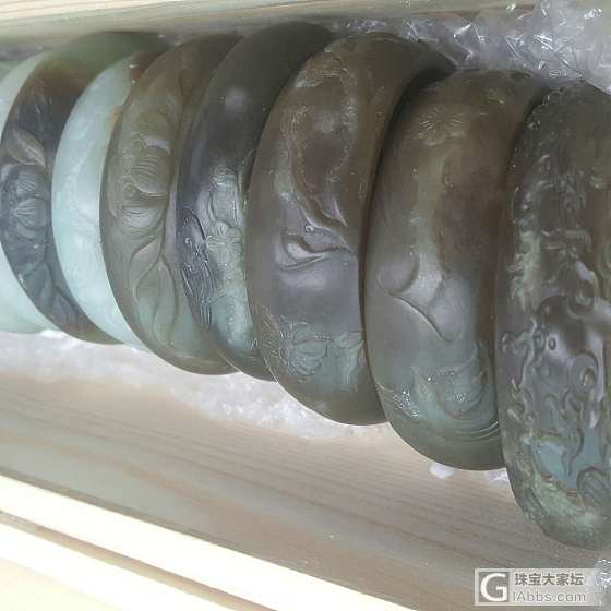 看看我这个糖玉镯是哪里的料子？_手镯糖玉