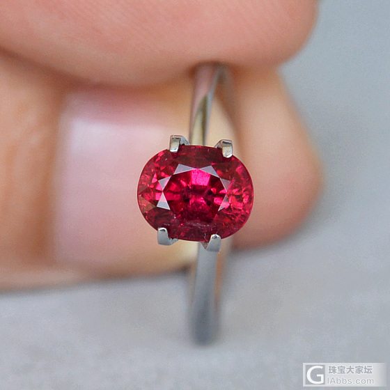 1.76ct 非洲 红宝石红 紫红 椭圆 Rubellite 红宝碧玺 精品_刻面宝石碧玺