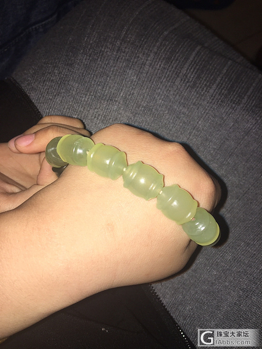 岫玉？大概什么价格_珠串岫岩玉