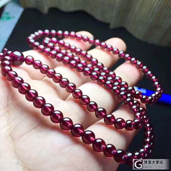 大量水晶饰品_挂件珠串水晶
