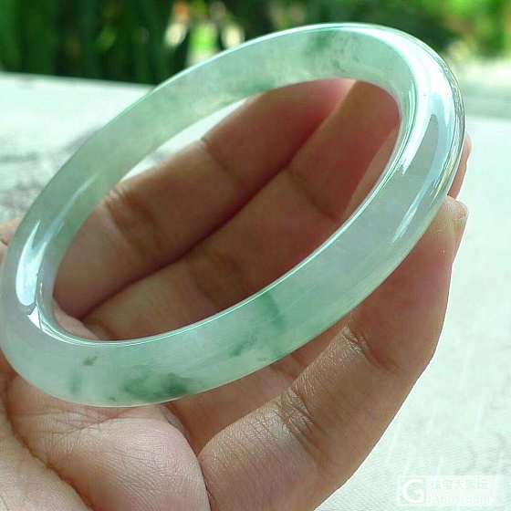 10.8翡翠新品，手镯，欢迎大家围观哦_翡翠