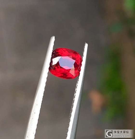上班了.没有盼头了_彩色宝石刻面宝石