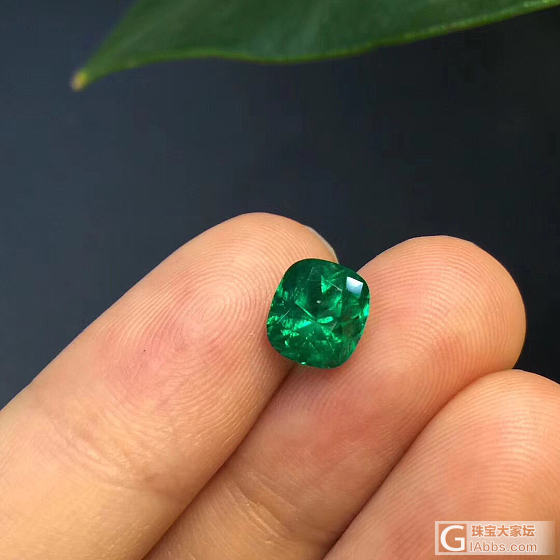 1.61ct 木佐微油祖母绿_祖母绿刻面宝石