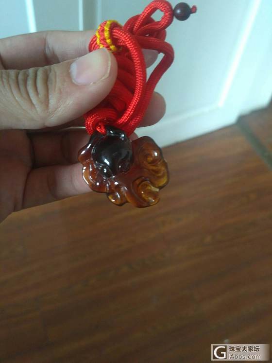 想出坑，随便给点钱啦哈哈哈，别让我赔太多就行_挂件琥珀蜜蜡