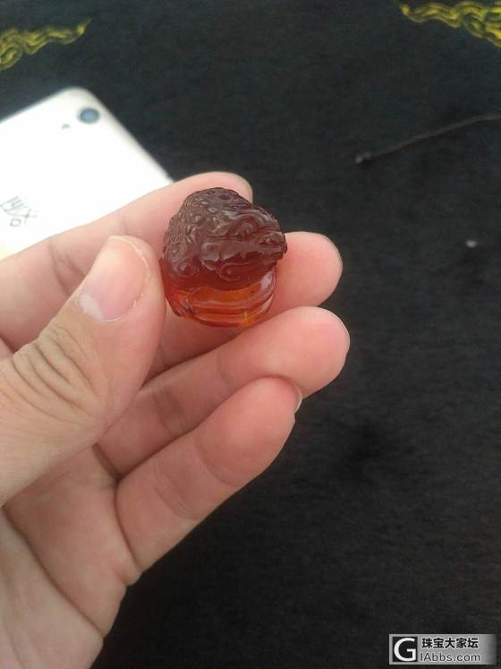想出坑( •̥́ ˍ •̀ू )希望大家给于支持，别让我赔太多就行_挂件琥珀蜜蜡