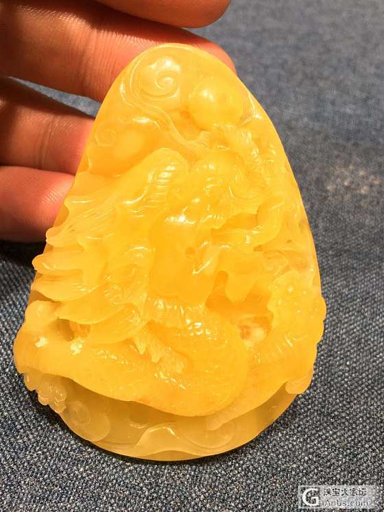 28克纯天然蜜蜡俄料鸡油黄龙牌吊坠，蜡质不用说[得意]，大师工，栩栩如生，龙象征..._挂件蜜蜡