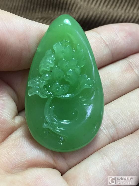 最喜欢的苹果绿 翡翠般的即视感 颜色娇艳欲滴_和田玉碧玉