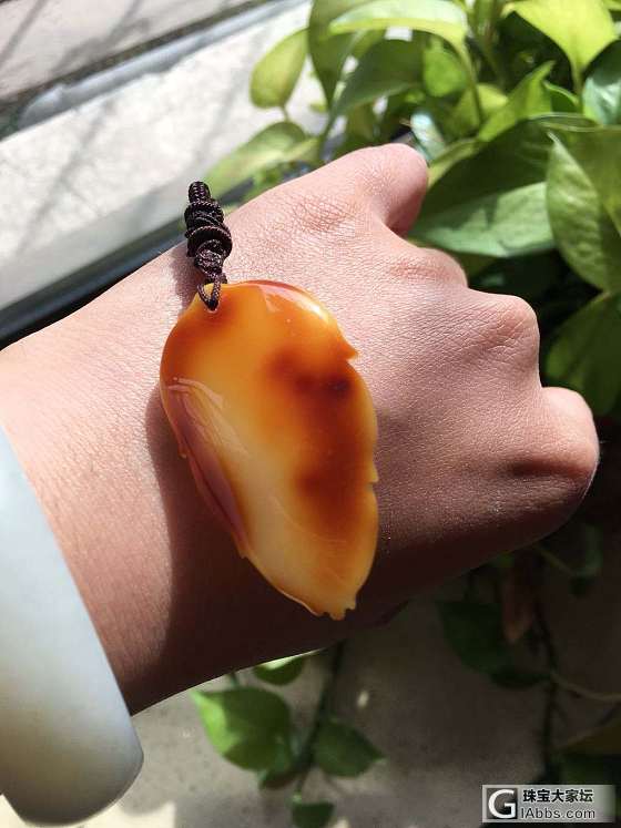 蜜蜡松石翡翠小件等_舒俱来挂件配件珠串蜜蜡南红松石翡翠