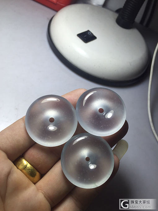 出水_翡翠平安扣