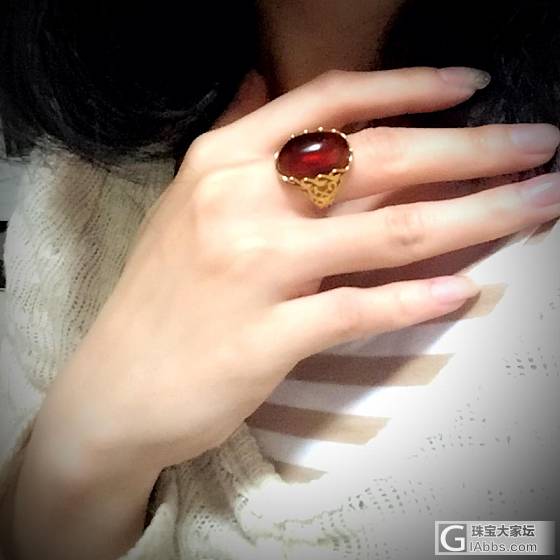 又爱又恨的血珀～_戒面血珀