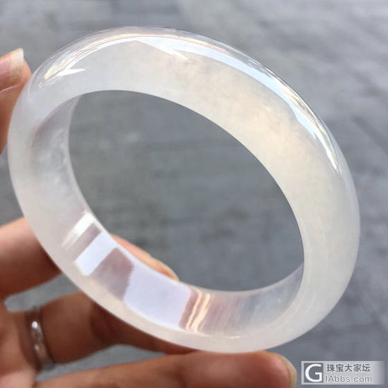 人人都爱种水色，价格确实爱不起啊_手镯翡翠