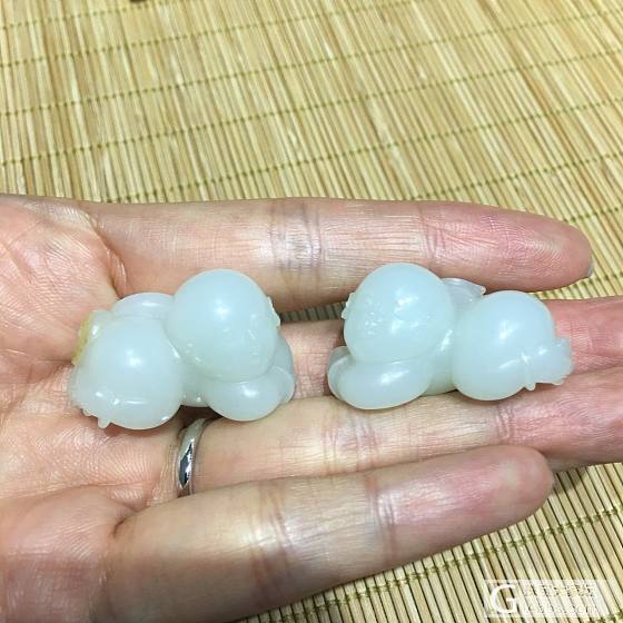 如意童子_挂件和田玉