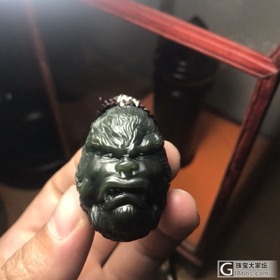 大圣归来_挂件和田玉