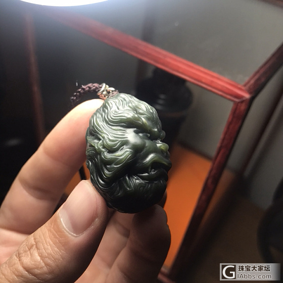 大圣归来_挂件和田玉