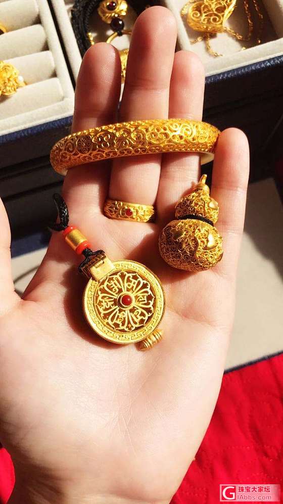 老铺黄金四选一，纠结症患者恳请大家出主意_天猫金