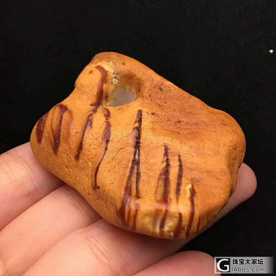 巧克力蛋糕_原石琥珀蜜蜡