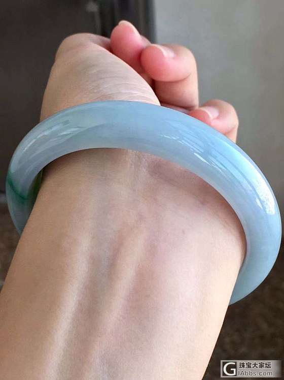 冰糯种浅紫飘花宽边手镯，特价：4000，完美无纹性价比高_手镯翡翠