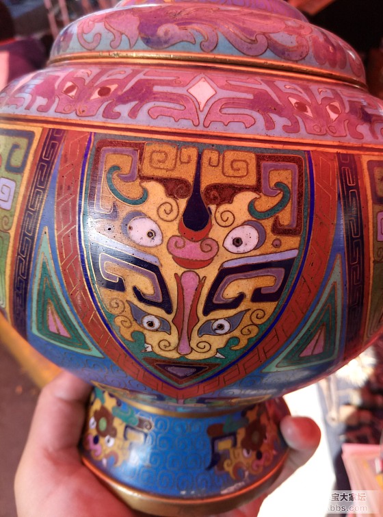 看到一个景泰蓝罐子，请教大神多少价位可以入？_景泰蓝