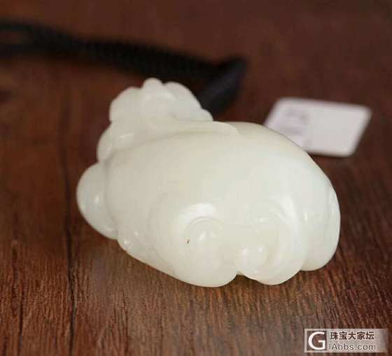 【爱玉玉铺】和田玉《貔貅》微信号：zdzweipai_挂件和田玉