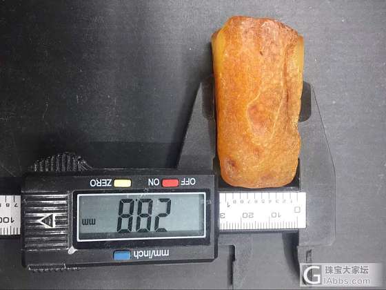 满蜜带皮料_挂件蜜蜡