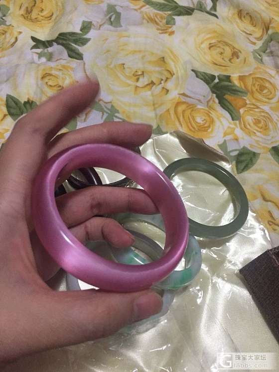 手镯仓，翡翠，和田，小叶等等_手镯