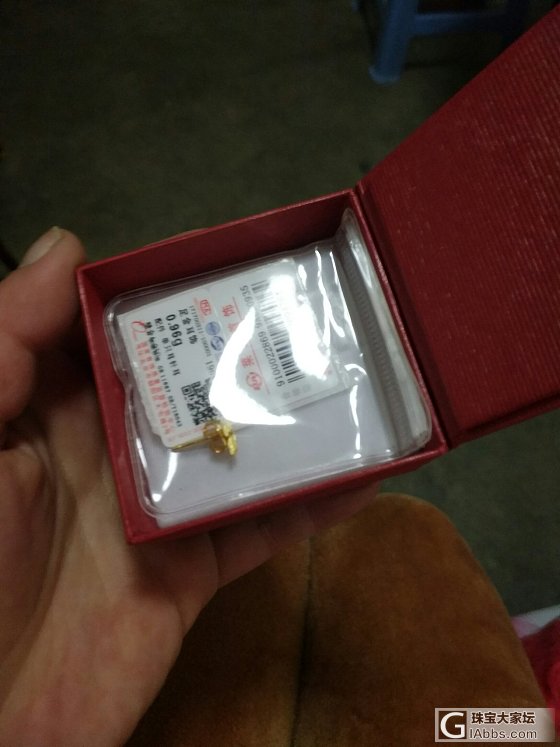 出全新菜百十字架耳钉_耳钉金