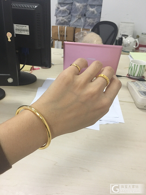 谁有50克左右金胖上手图。_手镯金