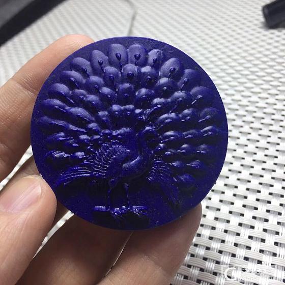青金石雕刻孔雀开屏吊坠_牌子青金石