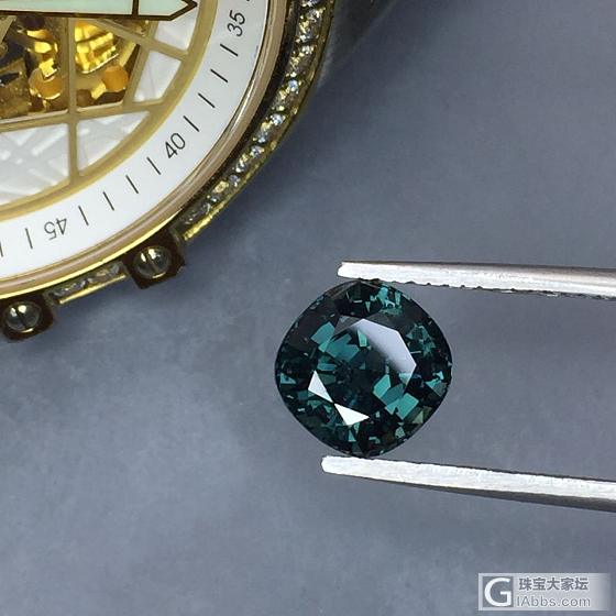 孔雀绿尖晶石是不是也很稀少_刻面宝石尖晶石