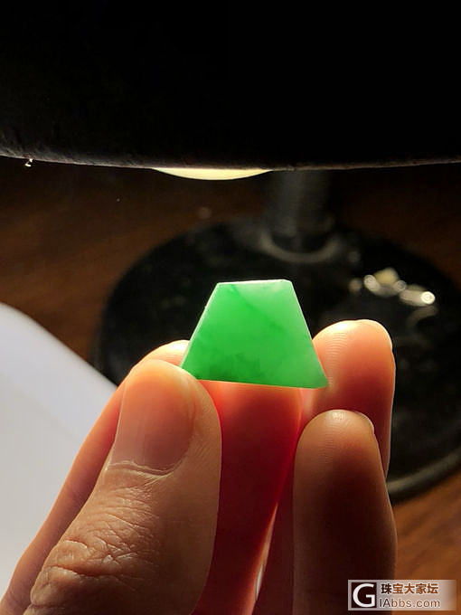 分享一下翡翠买料切料起货的过程吧_明料翡翠