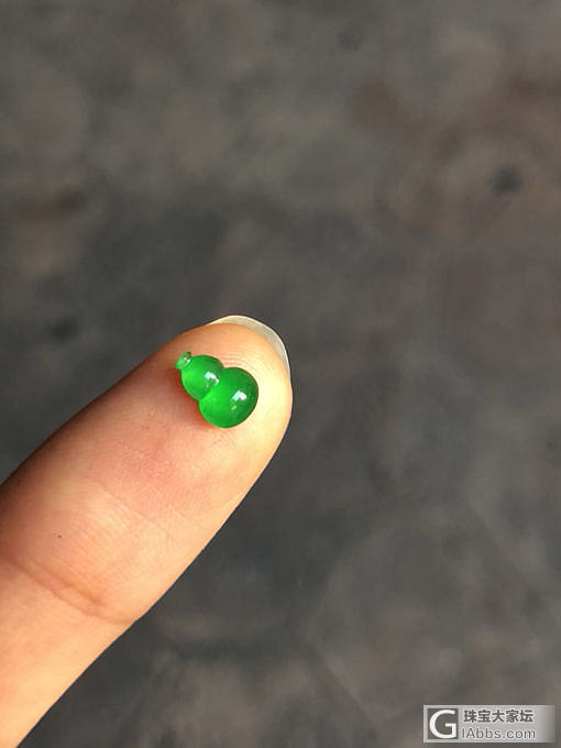分享一下翡翠买料切料起货的过程吧_明料翡翠
