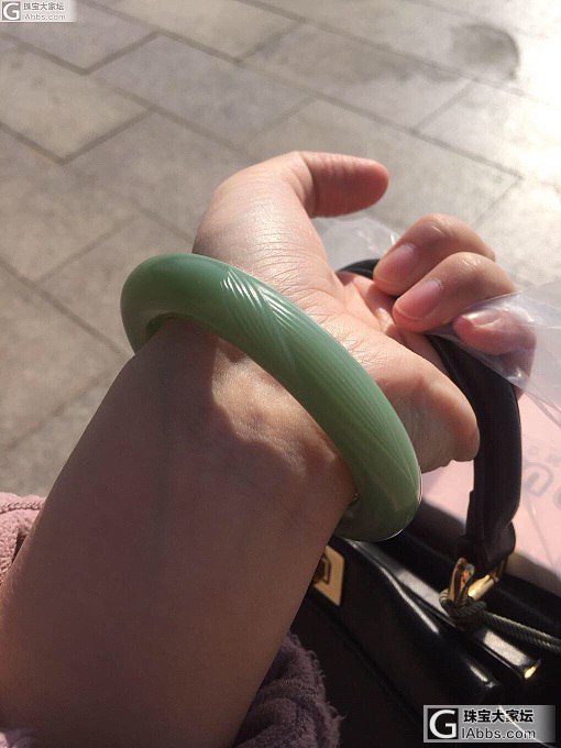 碧玉圆条秀一发_手镯碧玉