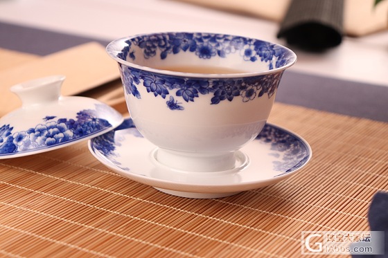淡淡的青花，华而不艳，景德镇四大名瓷之首，绝非浪得虚名，当然是大爱啦O(∩_∩)O_陶瓷