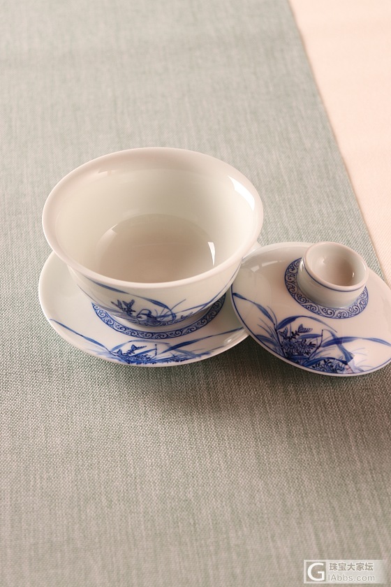 淡淡的青花，华而不艳，景德镇四大名瓷之首，绝非浪得虚名，当然是大爱啦O(∩_∩)O_陶瓷