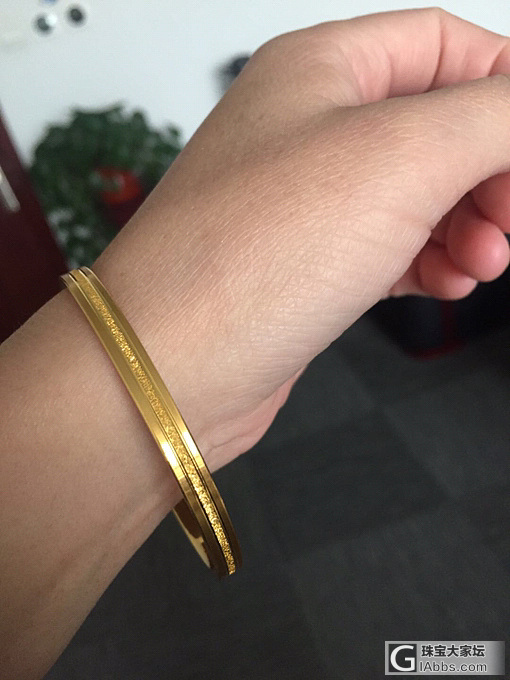 明牌小手镯_手镯金