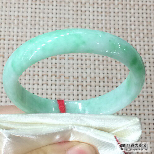 要51圈口的白底青_手镯翡翠