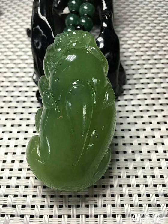 微信645005212_把玩件岫岩玉