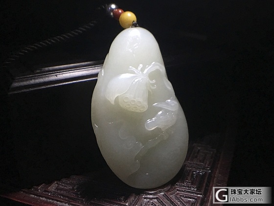 新疆和田独籽，海派大师郑奇作品，玉质真好_玉工和田玉