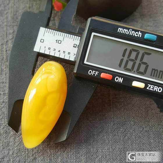 纯天然无优化无烤色满蜡鸡油黄水滴吊坠