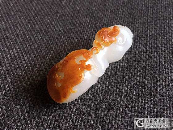 【喆熙美玉】20克红皮白肉名家龙凤佩_挂件和田玉