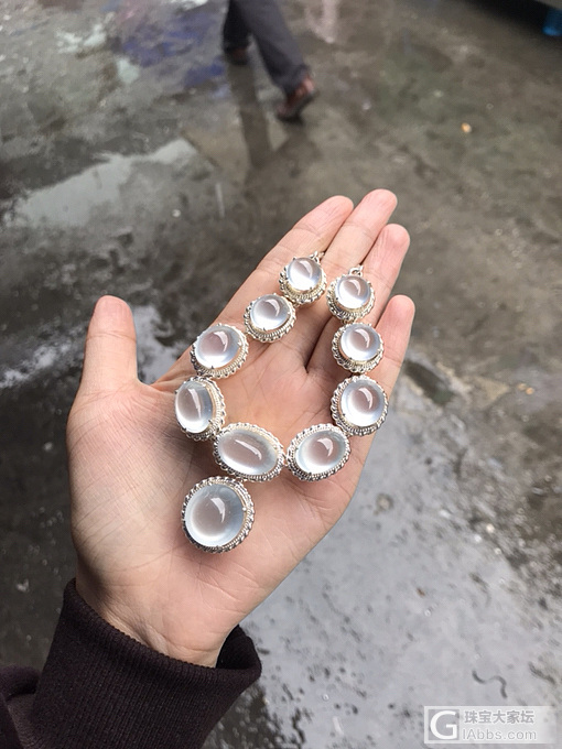 纯净之美_蛋面翡翠