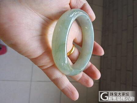 认真转55.5淡绿冰糯正装翡翠圆镯_手镯翡翠