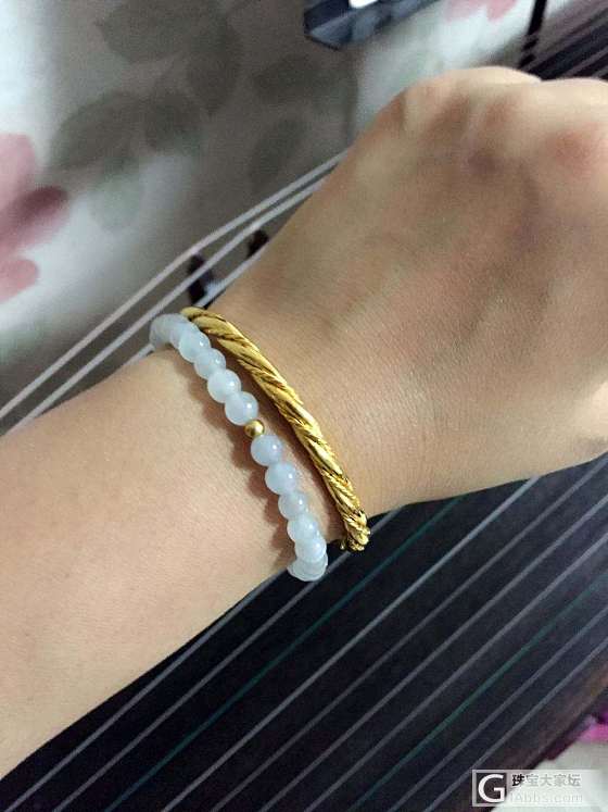 秀镯子水红包_手镯金