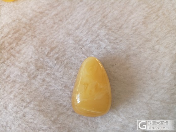闲置俄料原矿天然蜜蜡配饰还有俩绿松 都是自己磨的 便宜出_翡翠珠串挂件和田玉配件蜜蜡
