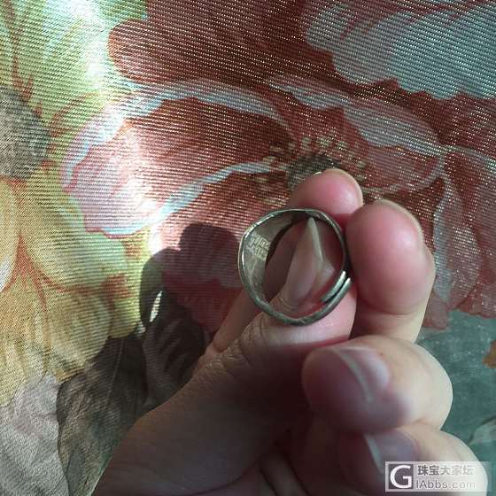 丑丑的老戒子有妹子喜欢么？_戒指银