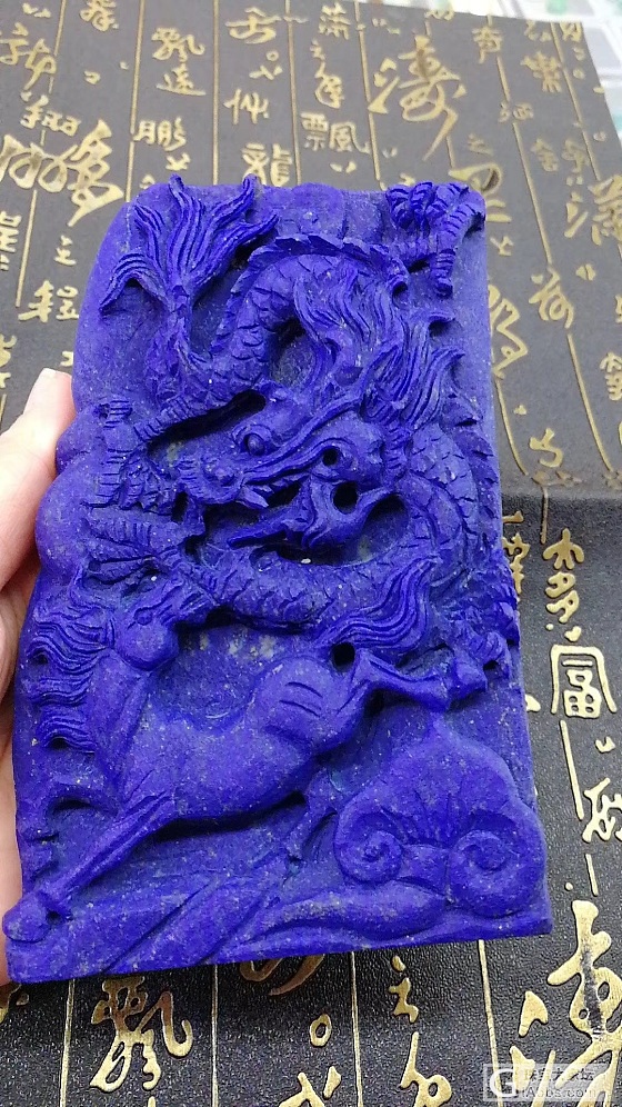 青金雕刻_雕刻青金石
