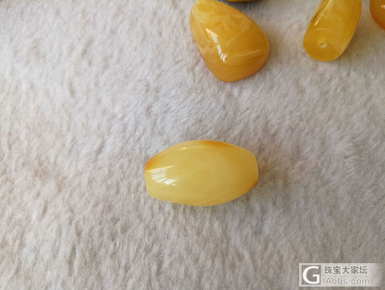 闲置俄料原矿天然蜜蜡配饰还有俩绿松 都是自己磨的 便宜出_翡翠珠串挂件和田玉配件蜜蜡