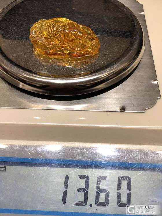 金珀雕刻_雕刻金珀