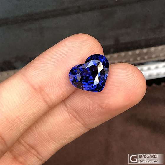 9.15ct心形变色蓝宝石_戒指蓝宝石